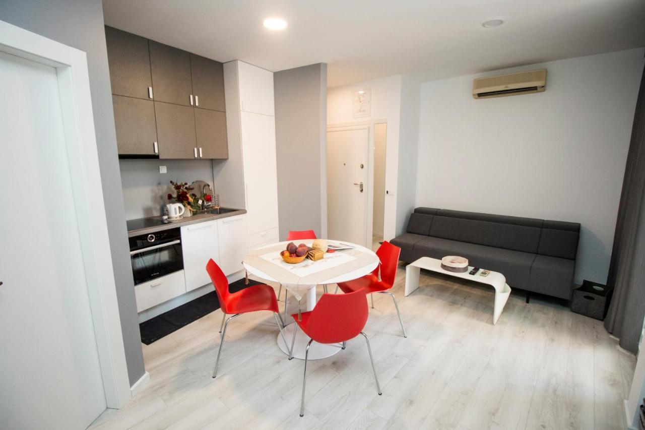 Apartman Gusar -Top Position, Close To The Center And The Beach, Fully Equipped Omiš Kültér fotó